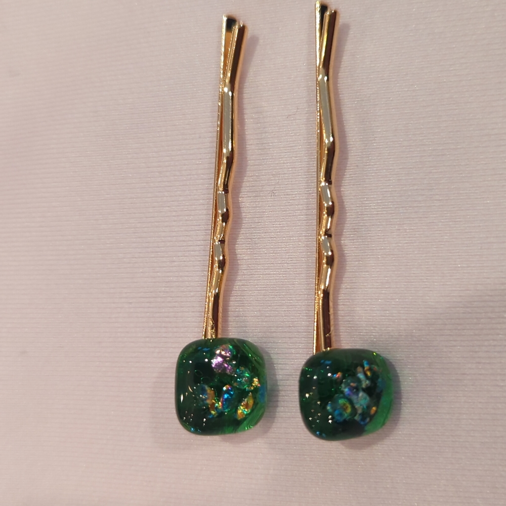 Fused glass gree and gold barrettes with dicrotic glass sparkle!